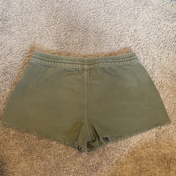 AERIE COMFY PULL ON SHORTS - Picture 2 of 3